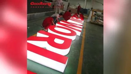На открытом воздухе сильные рекламные каналы огромного размера из нержавеющей стали 3D подписывают буквы